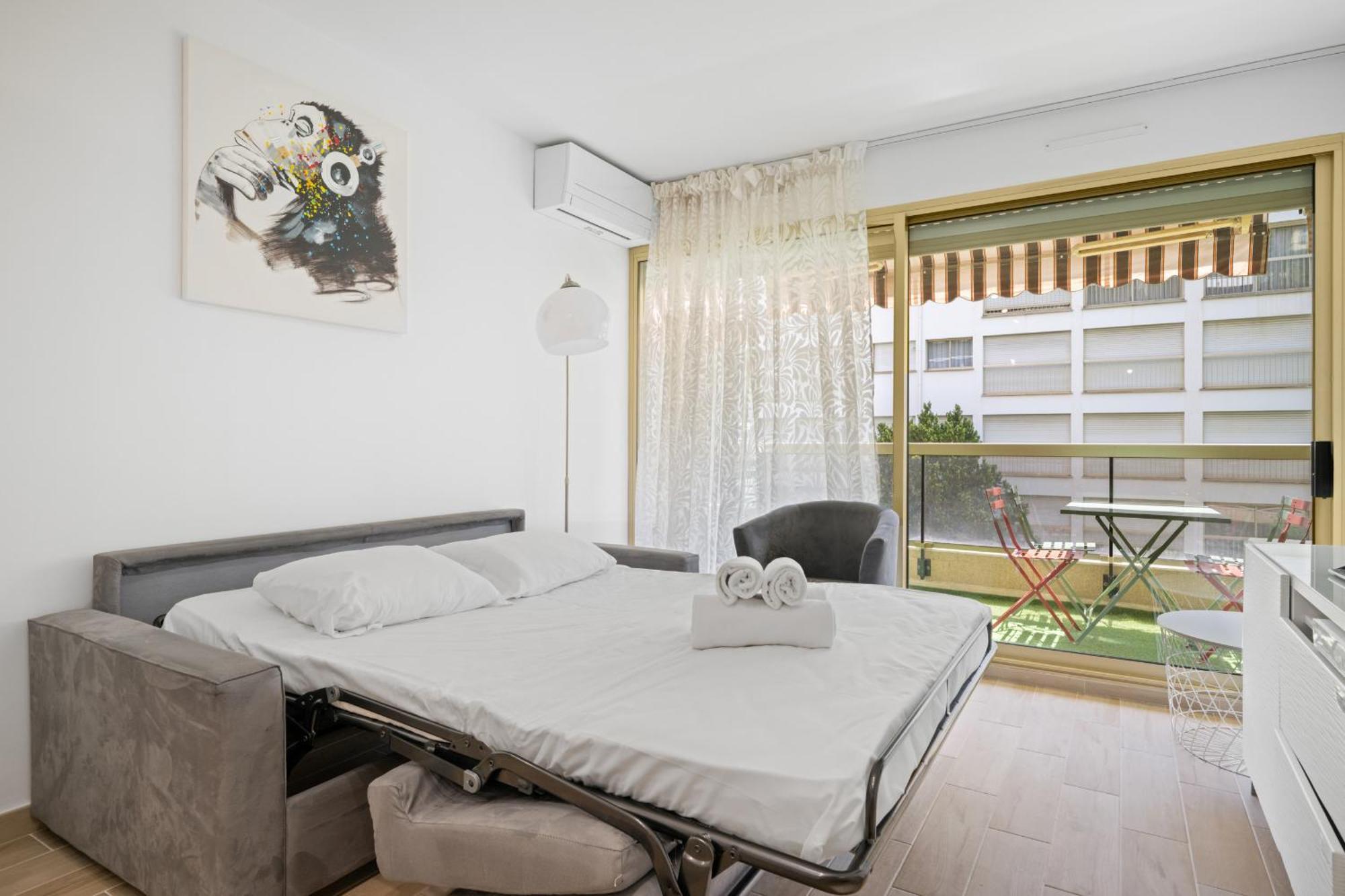 "Port Garavan" Calme, Piscine, Renove, Parking 멍똥 외부 사진